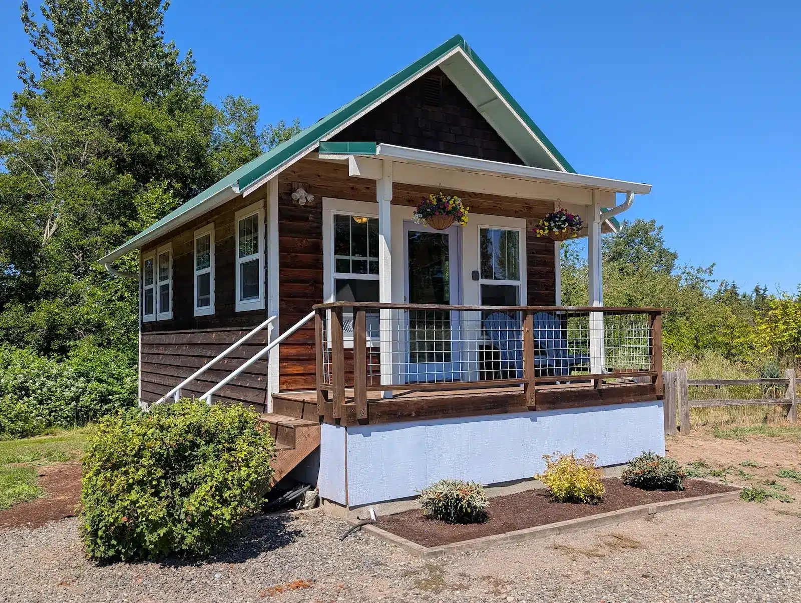 Sequim Studio w/Hot Tub 1 rm_Studio_Rental_1