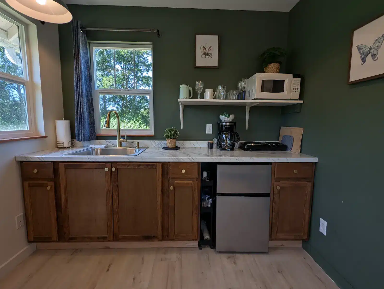 Sequim Studio w/Hot Tub 3 rm_Studio_Rental_3
