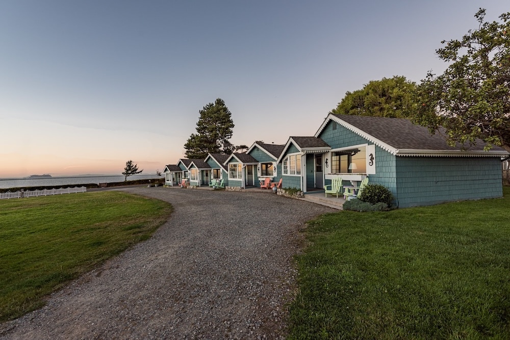 The Best Sequim Vacation Rentals for Fall Getaways 4 Sunset at our Sequim Vacation Rentals